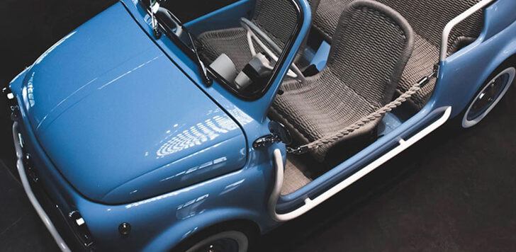 Garage Italia’nın klasik otomobilleri elektrikli otomobil haline getirdiği icon-e adlı projesi kapsamında, Fiat 500 elektrikli araca çevrilerek, yeniden tasarlandı. 